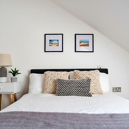 Finest Retreats - Tolcarne Stay - Luxury Newquay Apartment Zewnętrze zdjęcie